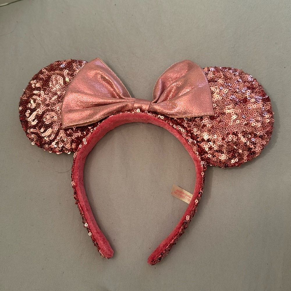 Pink Minnie Mouse ears exclusive from Tokyo Disney